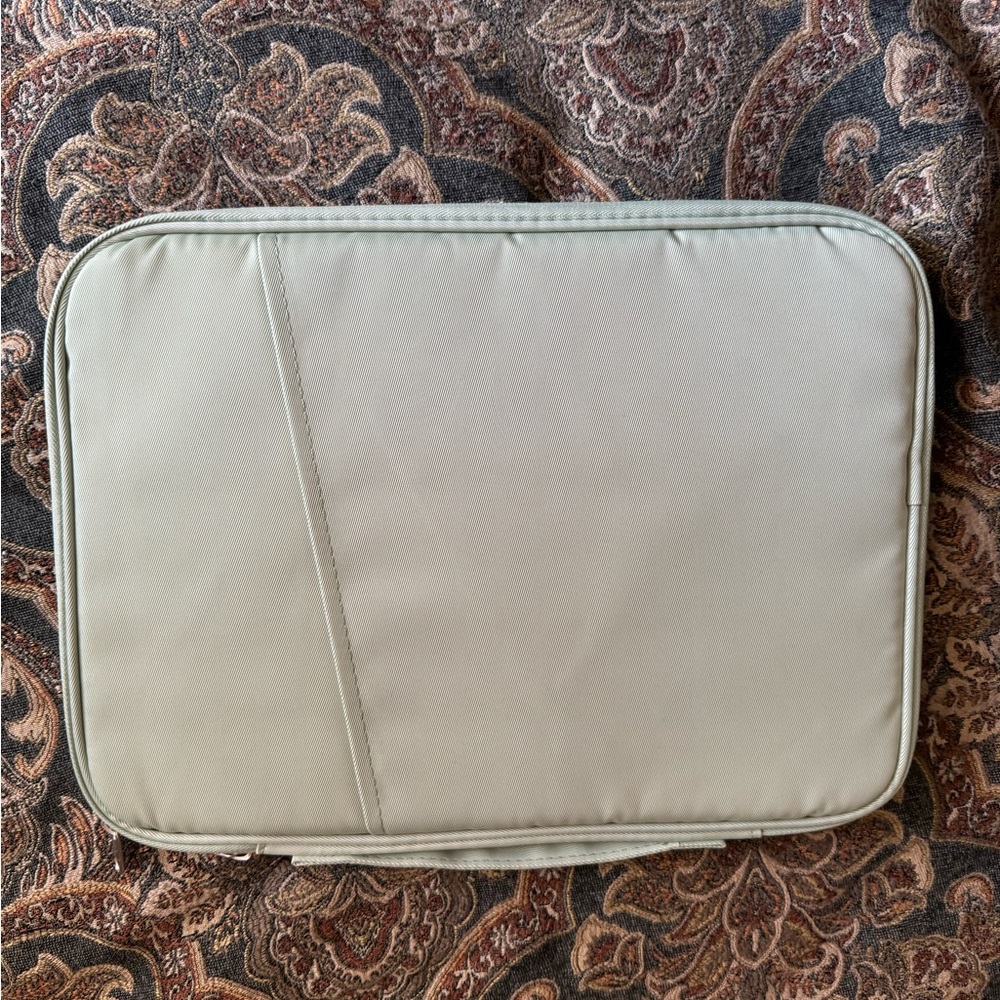 New Water Resistant Portable Tablet Bag